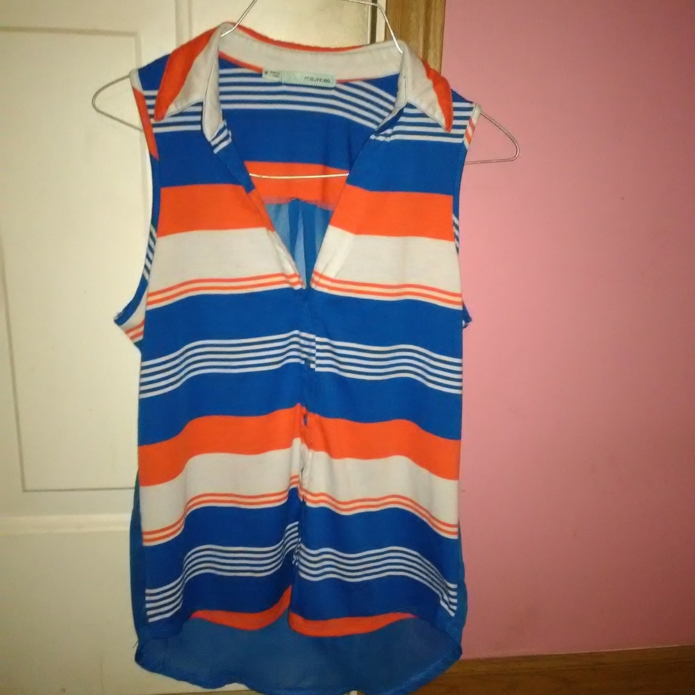 Maurices Shirt with collar.